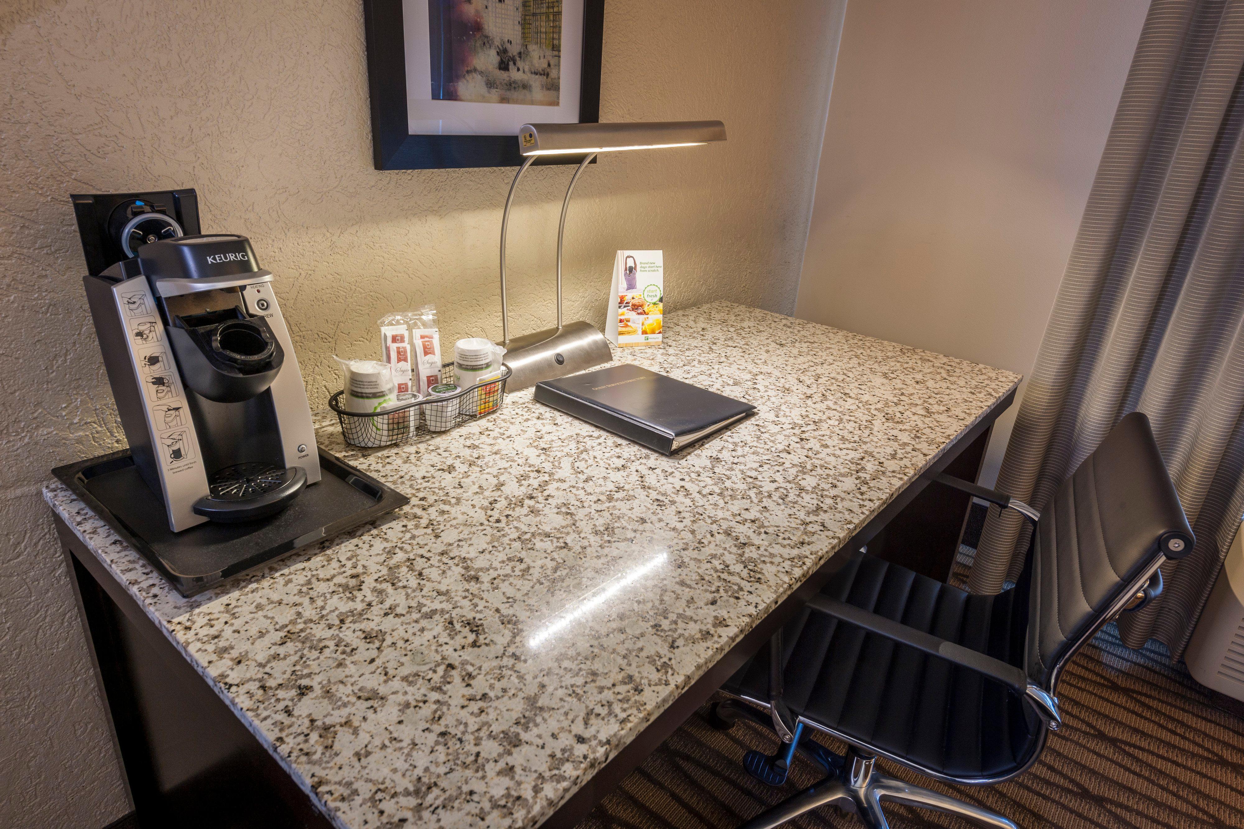 Best Western Plus Strongsville Cleveland Exterior photo