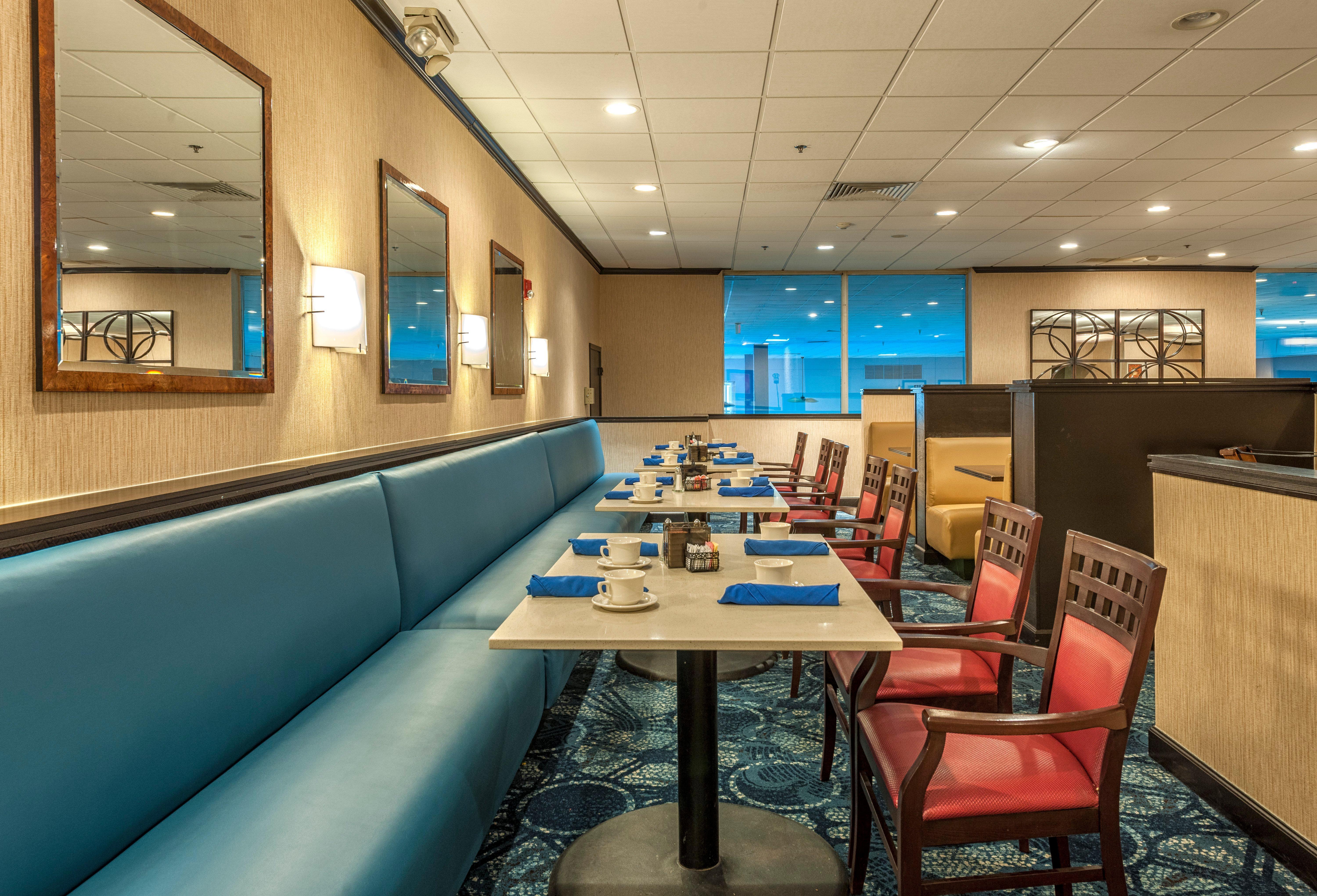 Best Western Plus Strongsville Cleveland Exterior photo