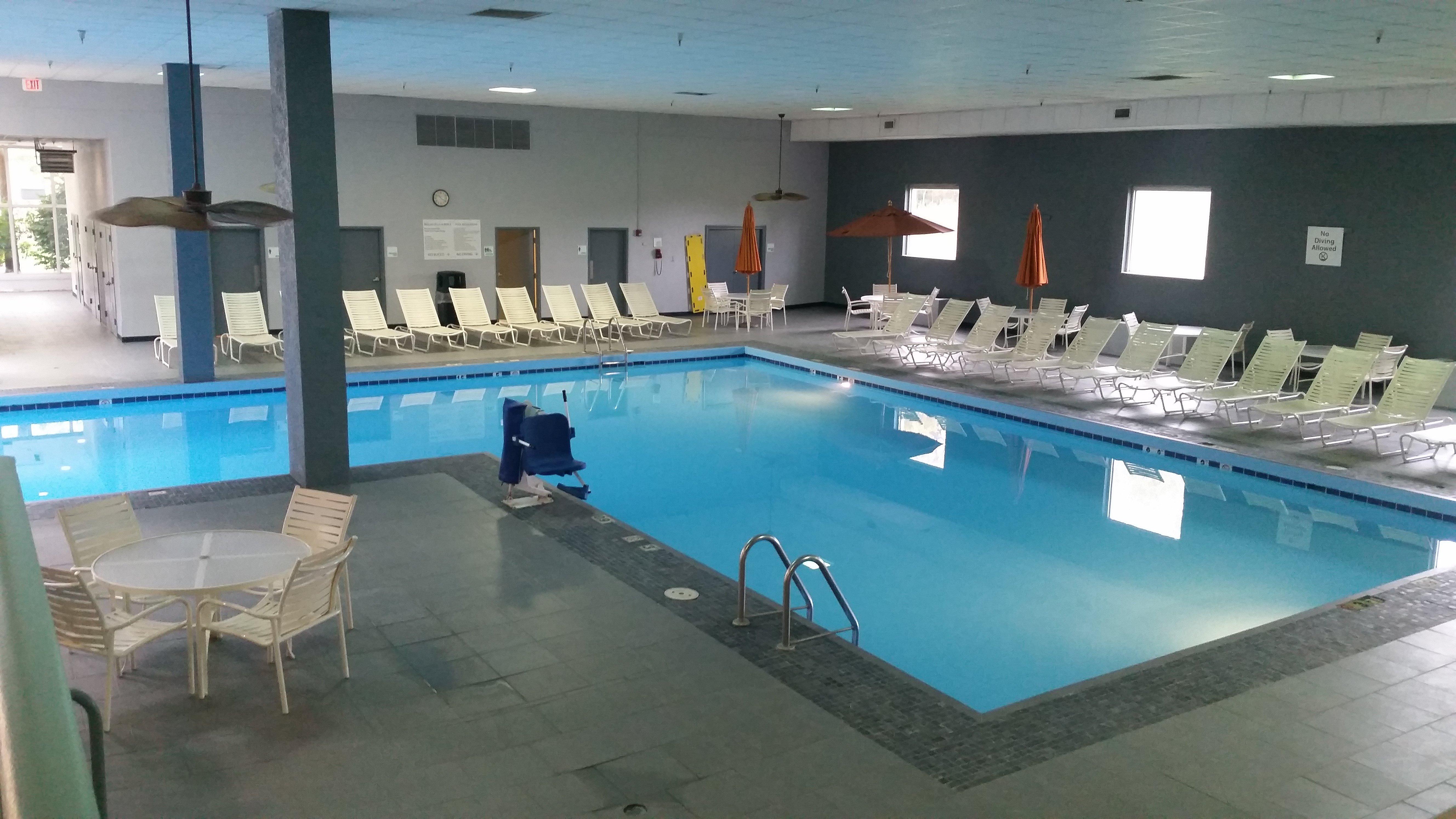 Best Western Plus Strongsville Cleveland Exterior photo