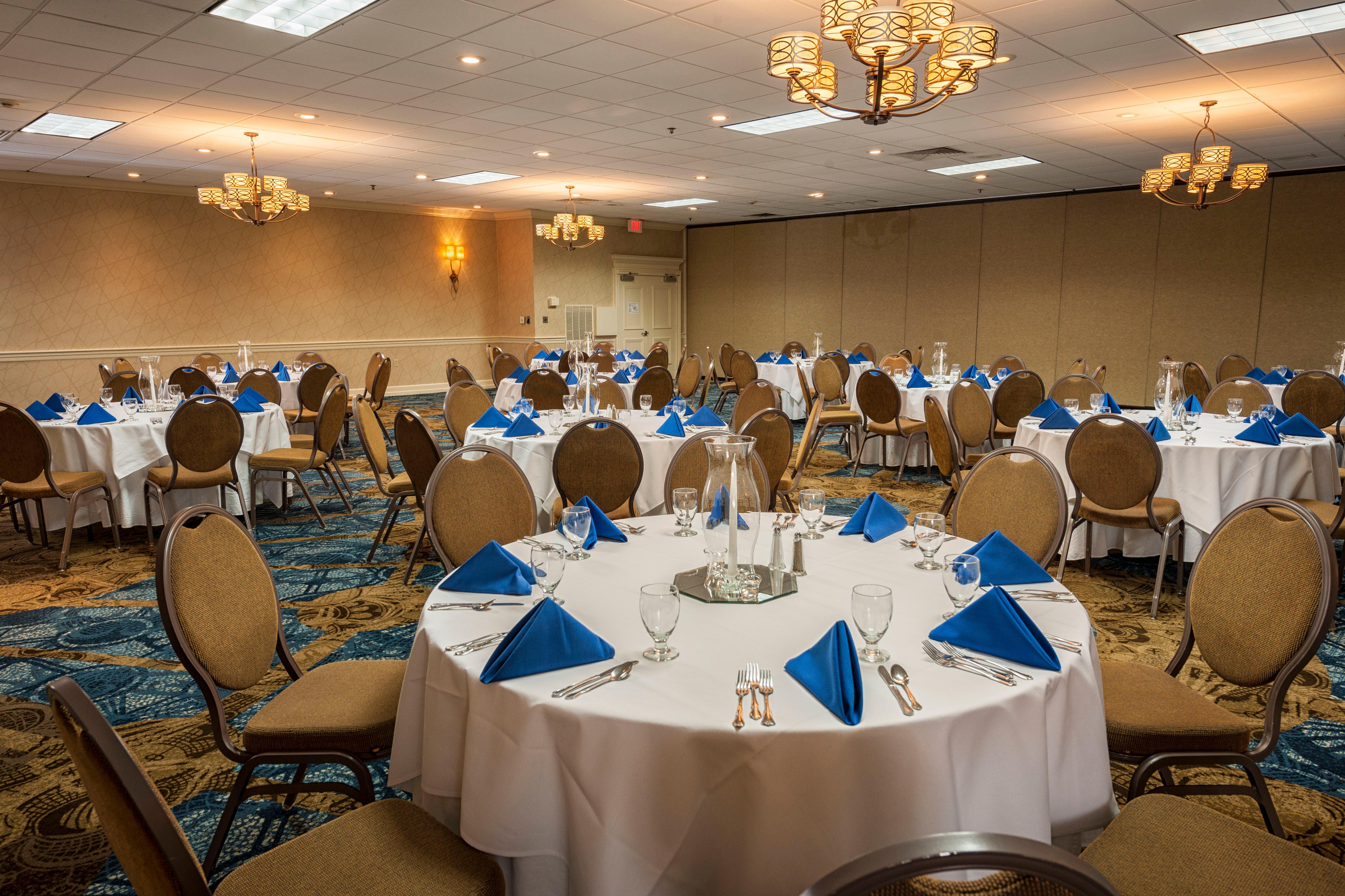 Best Western Plus Strongsville Cleveland Exterior photo
