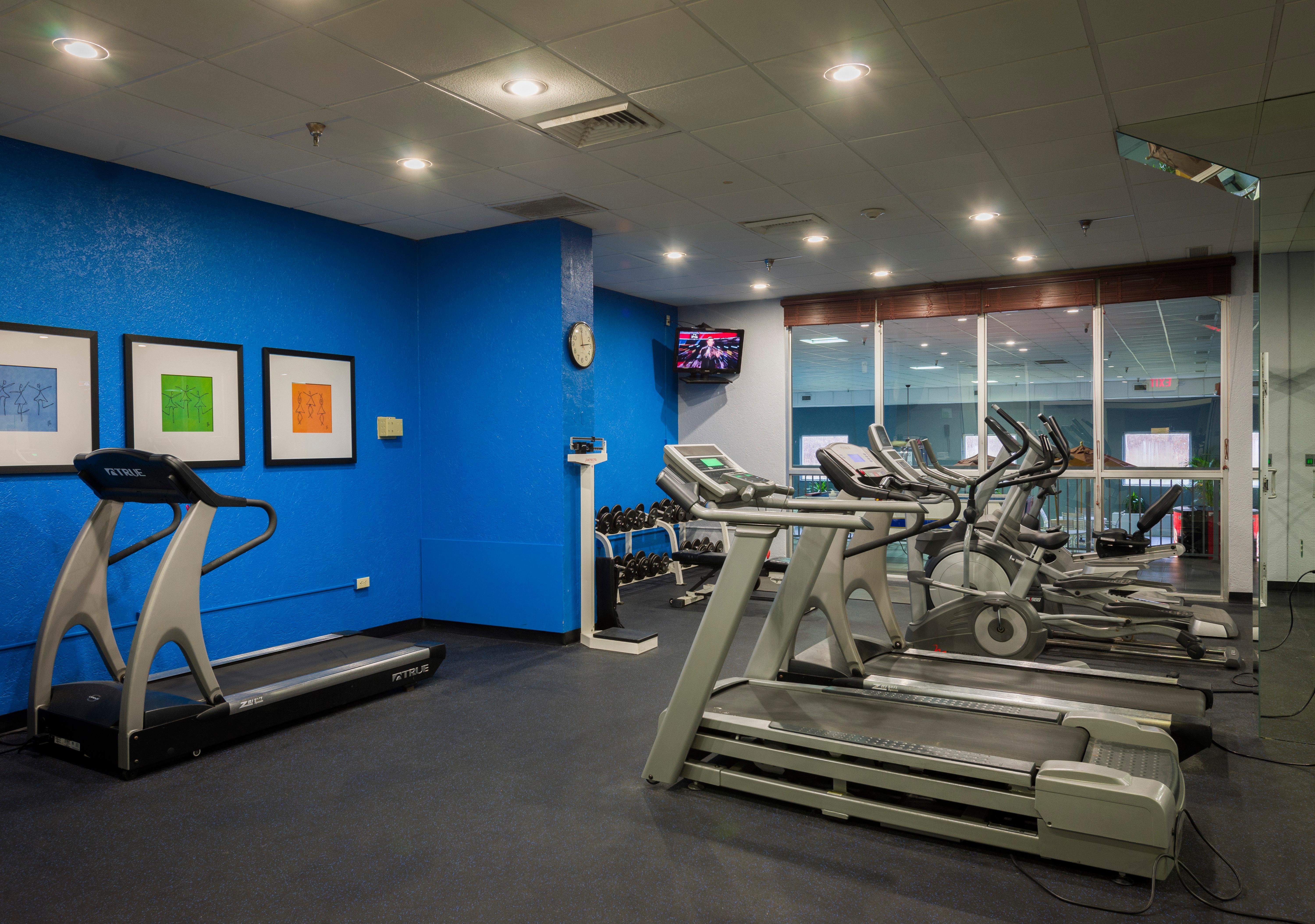 Best Western Plus Strongsville Cleveland Exterior photo