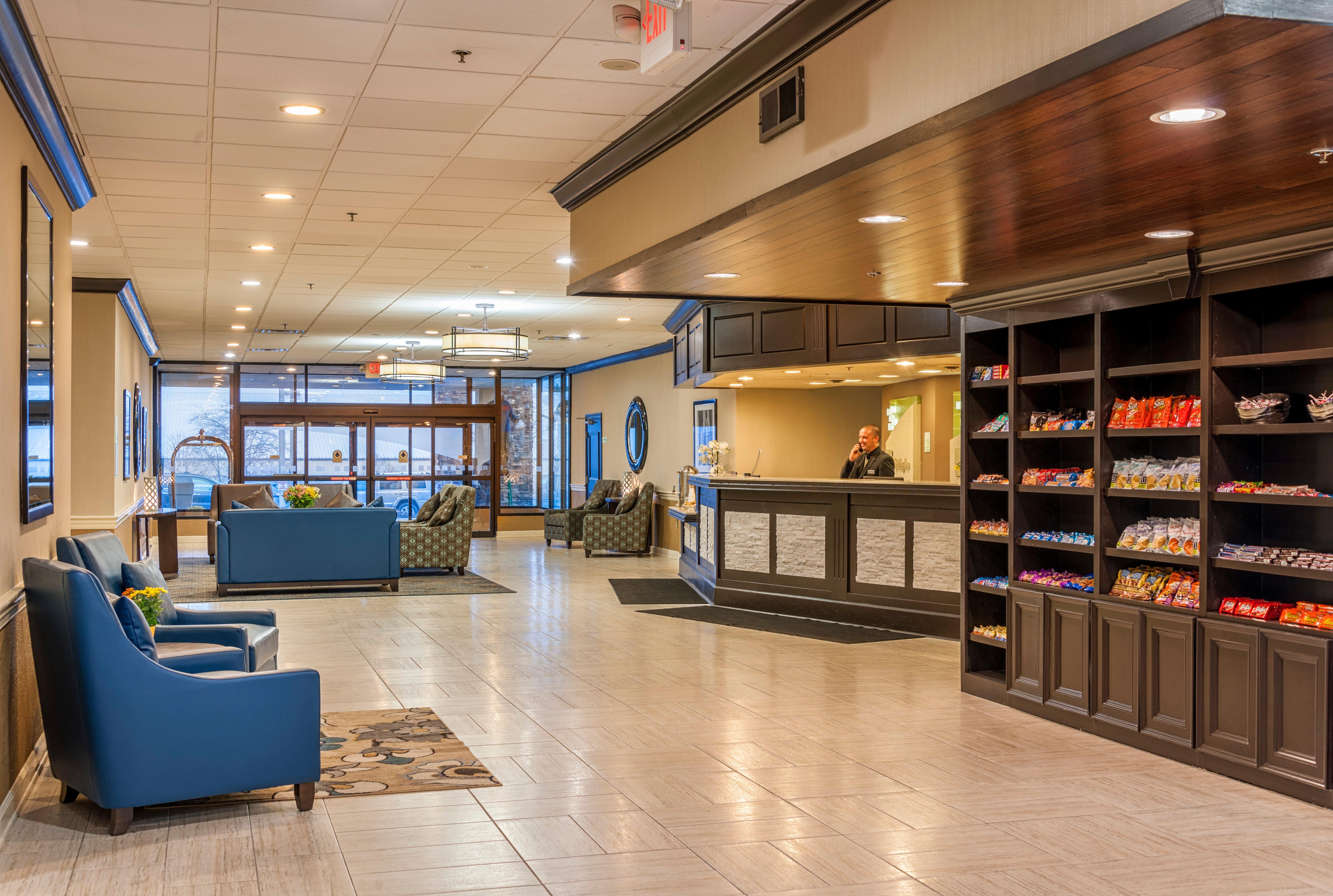 Best Western Plus Strongsville Cleveland Exterior photo