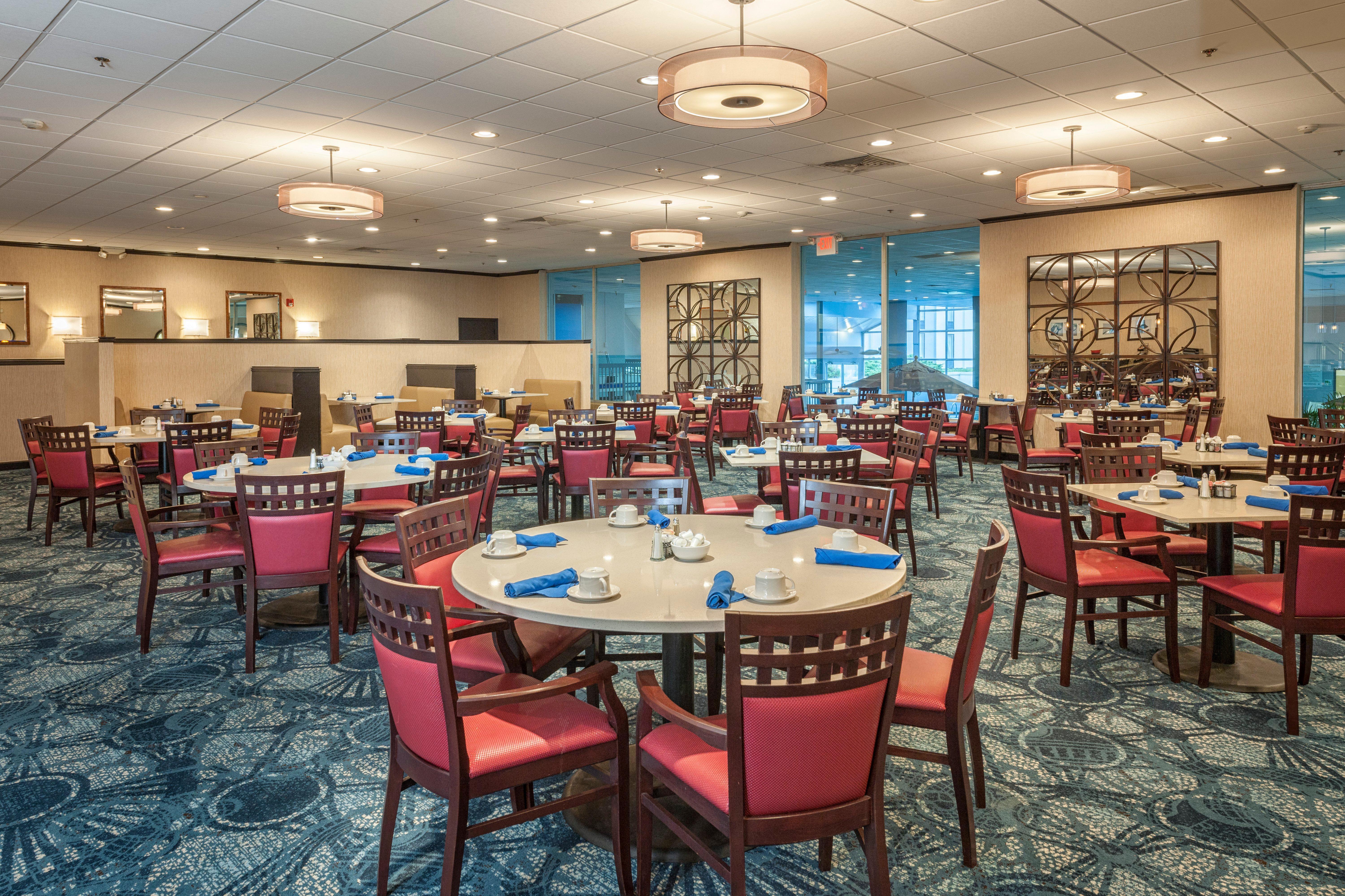 Best Western Plus Strongsville Cleveland Exterior photo