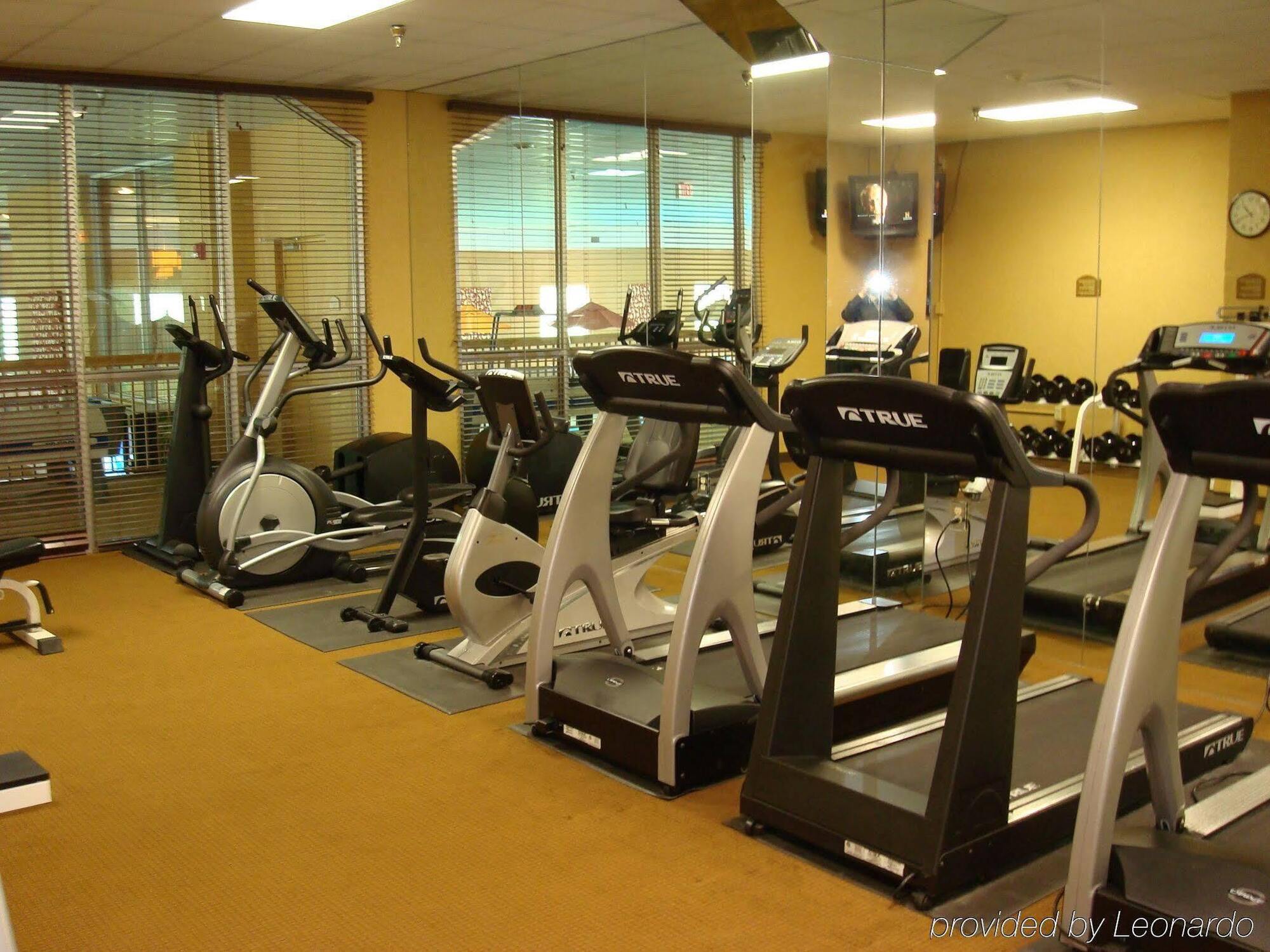 Best Western Plus Strongsville Cleveland Exterior photo